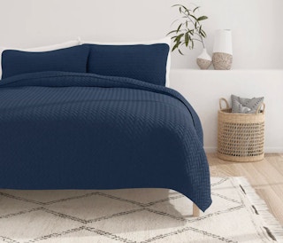 linens-and-hutch-quilt-set-2022-2