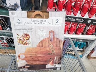 set of 2 wooden charcuterie boards