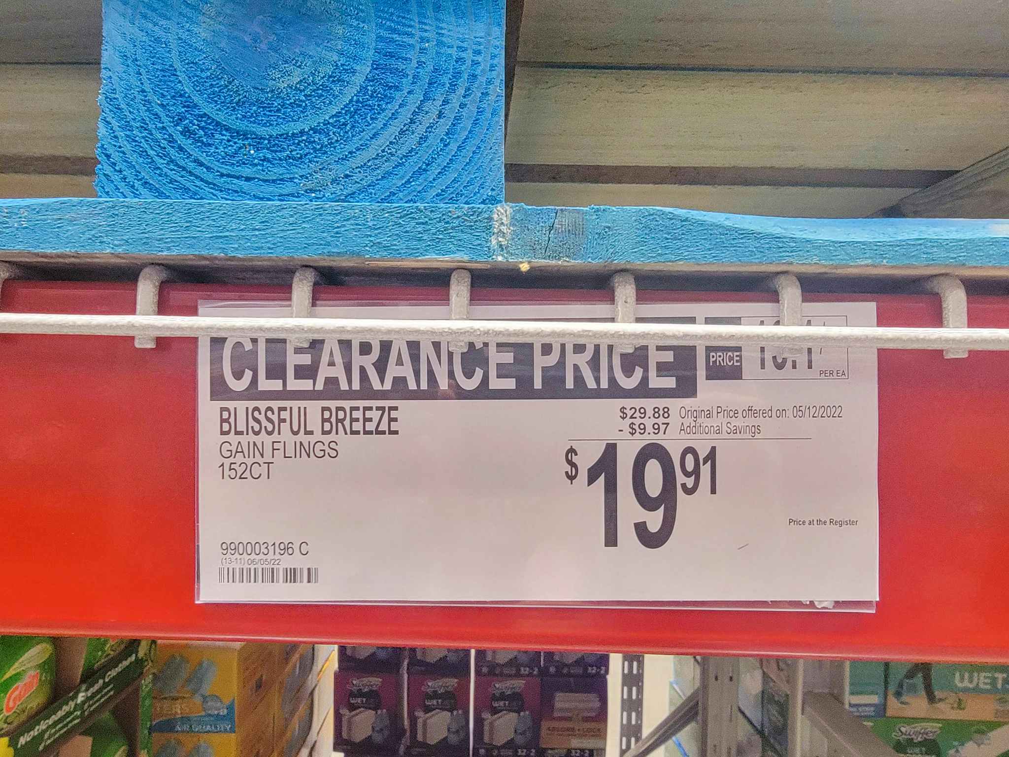 Clearance sign for Gain Flings at Sam's Club