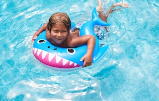 walmart coconut grove by sunnylife kiddy float 2022 1655144307 1655144307