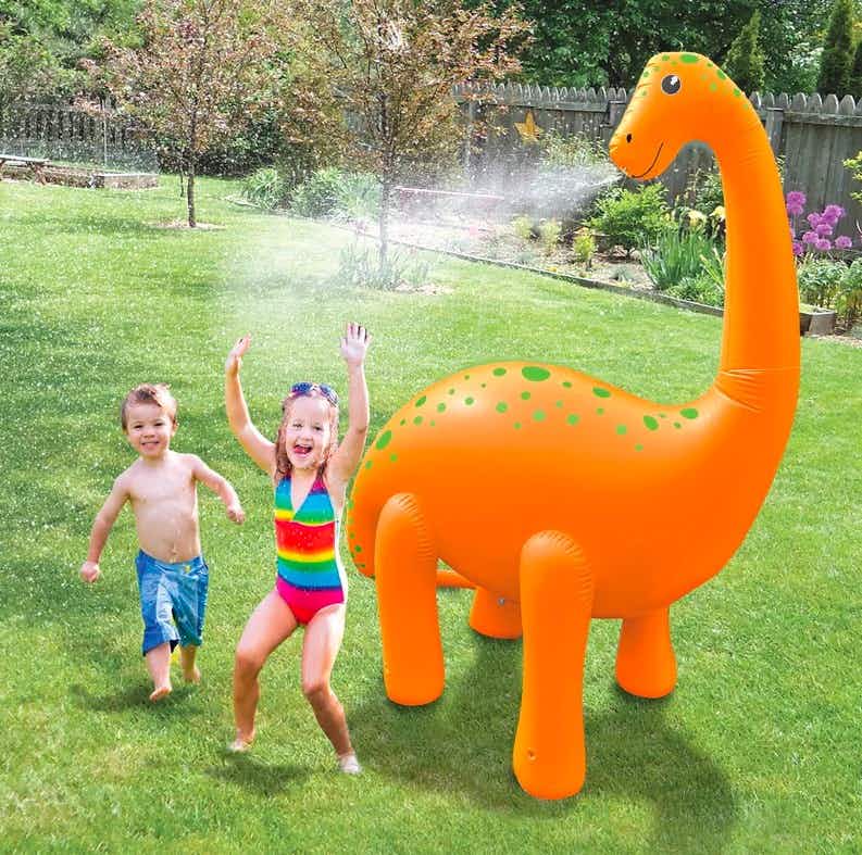 zulily-large-animal-sprinkler-dinosaur-2022-2
