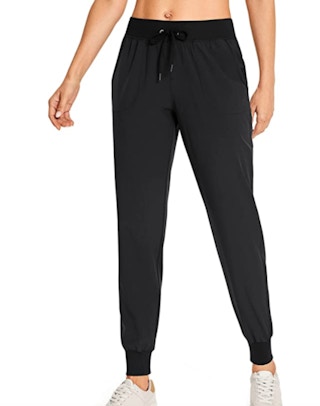 amazon crz yoga joggers 2022 1657552986 1657552986 425x539
