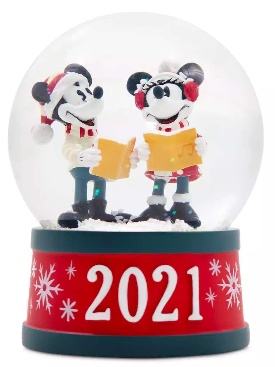 disney-store-christmas-snow-globe-2022-1