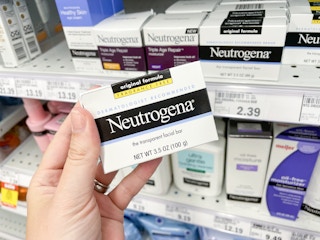 meijer neutrogena facial bar 2022 th 1658581450 1658581450