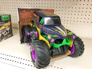 monster jam rc grave digger target 2022 3 1659035114 1659035115