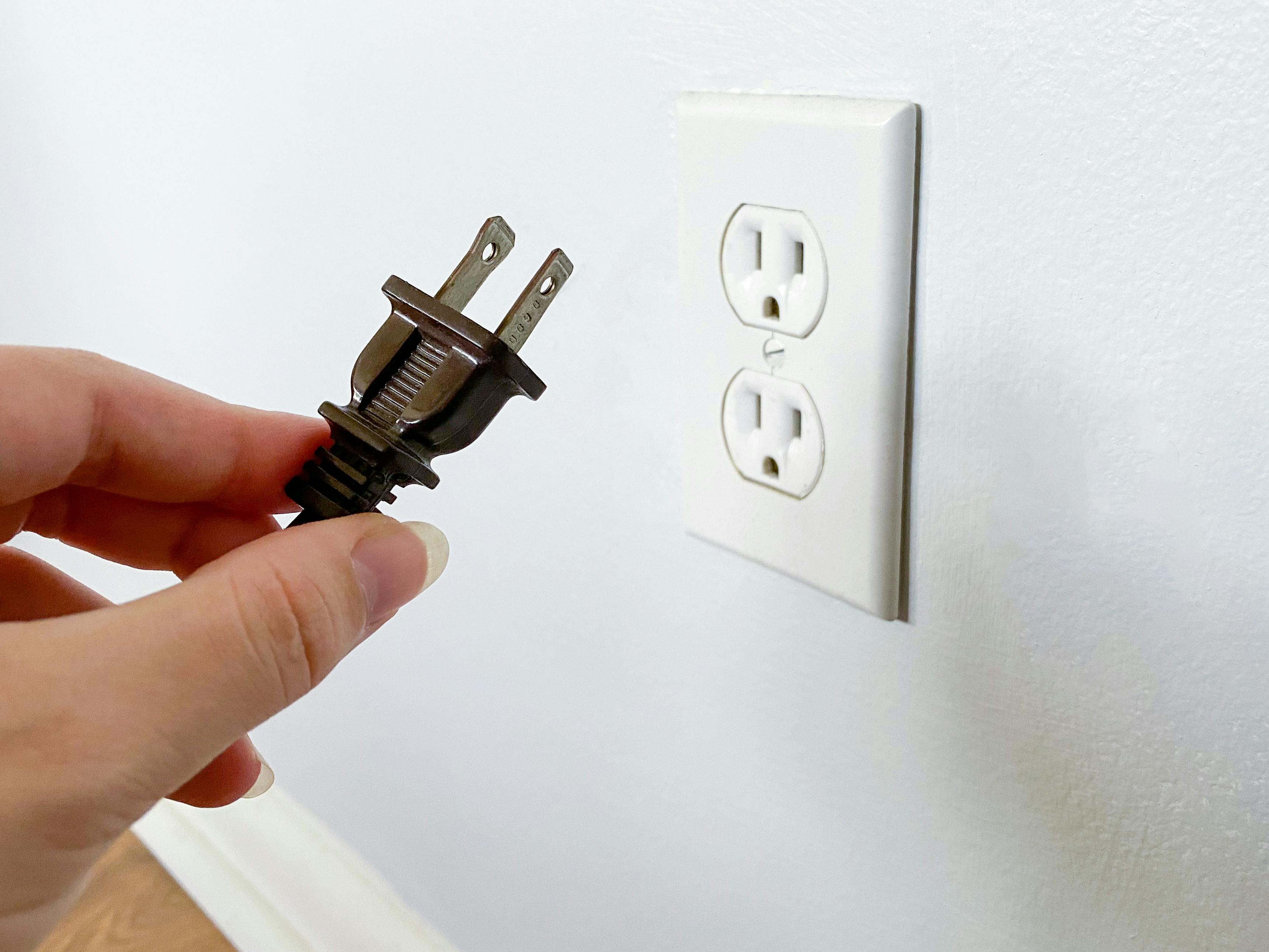 How To Save On Electricity Using These 25 Tips - The Krazy Coupon Lady