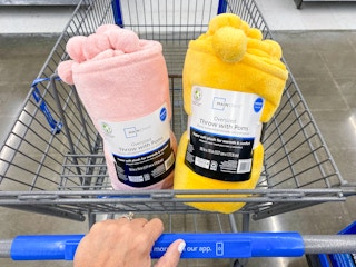 pom throw blankets walmart 2022 2 1656782513 1656782513