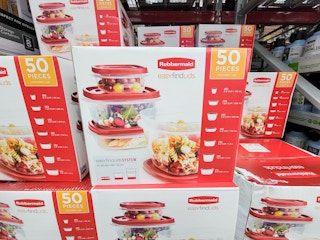 box of 50 pieces of rubbermaid easy find lids containers