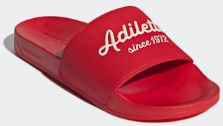 shop-premium-outlets-adidas-slides-2022-4