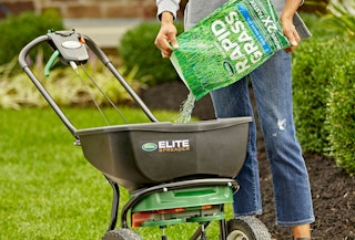 amazon-scotts-turf-builder-2022