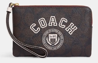 coach-outlet-wristlet-august-2022-1