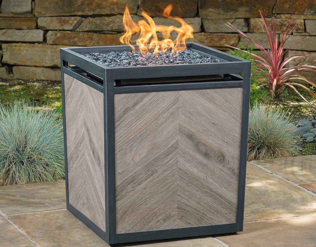 fire pit in a yard 