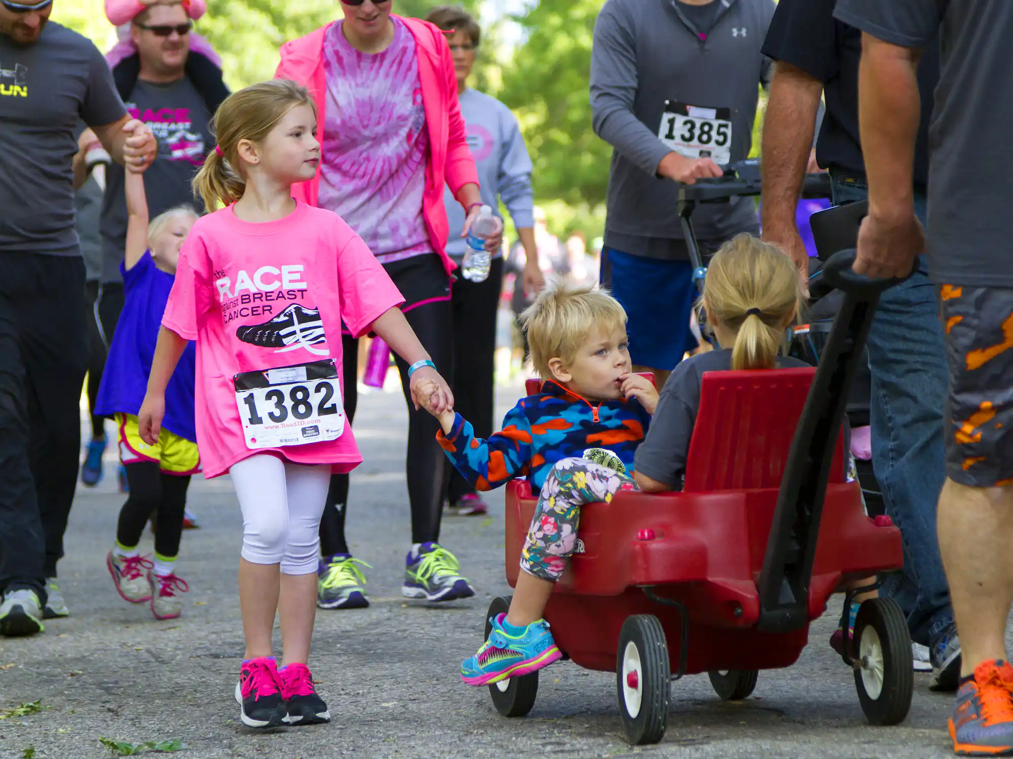 60+ Fun Fall Activities to Add to Your Autumn Agenda - The Krazy Coupon ...