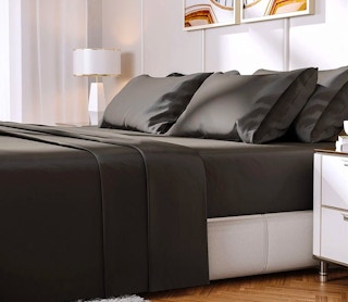 jane-bamaboo-sheet-set-black-aug-2022