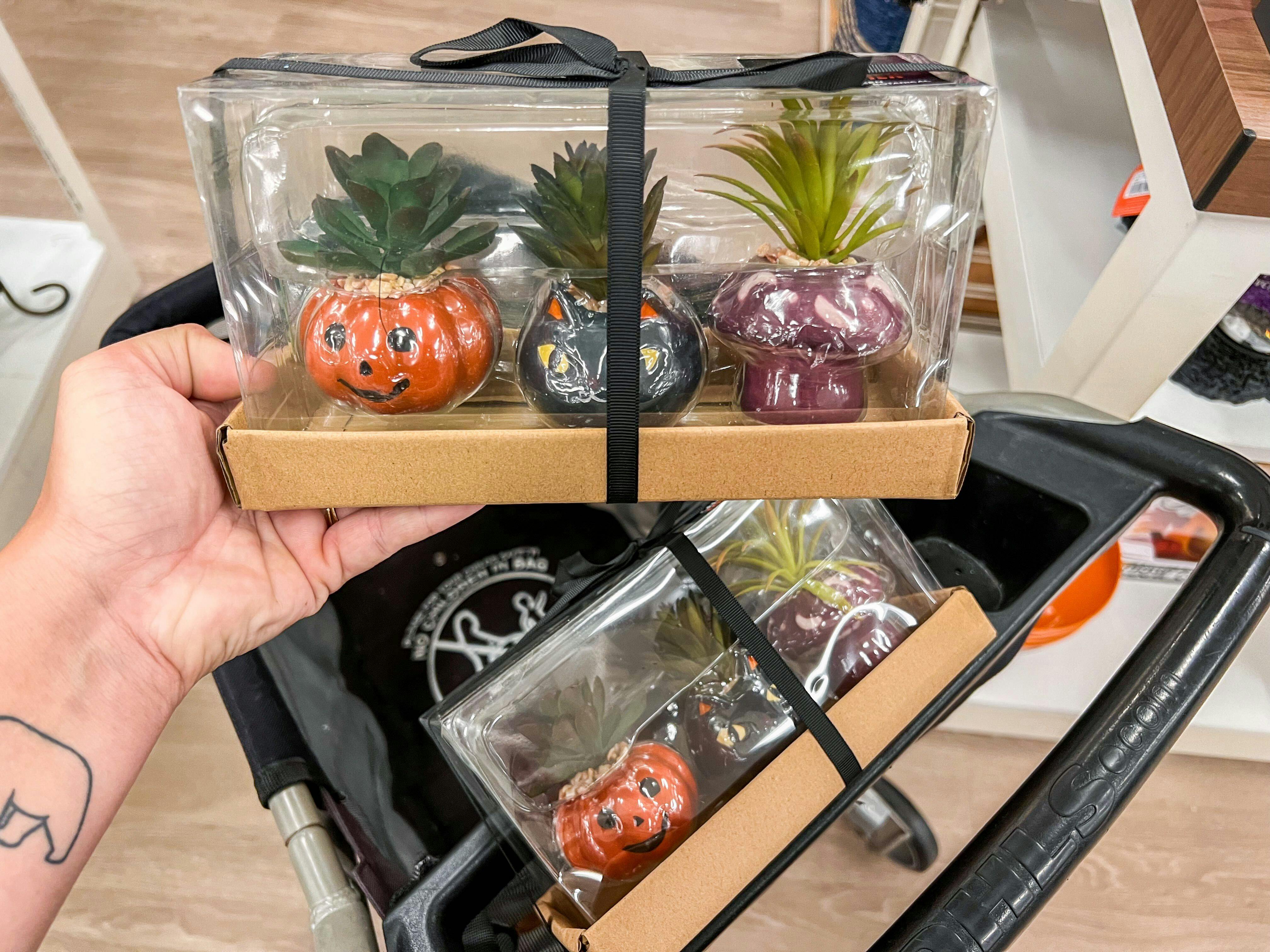 Kohls Halloween 2022 Halloween Decor Towels Rugs Pillows 41 Off At Kohl S The Krazy Coupon Lady