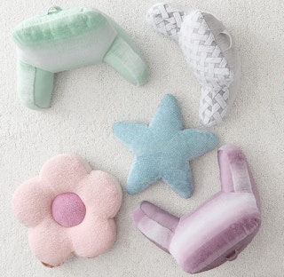 Koolaburra by UGG Kids Blair Faux Fur Backrest arranged on the floor