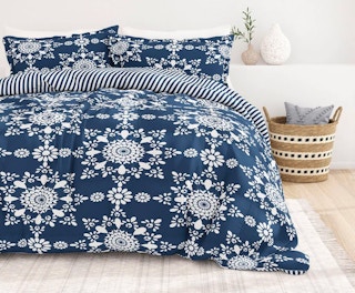 linens-and-hutch-down-alternative-comforter-sets-2022-2