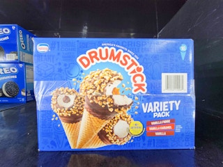 box of 16 nestle drumsticks