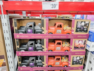 fall and halloween trucks