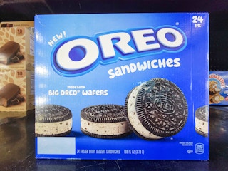 box of 24 oreo ice cream sandwiches