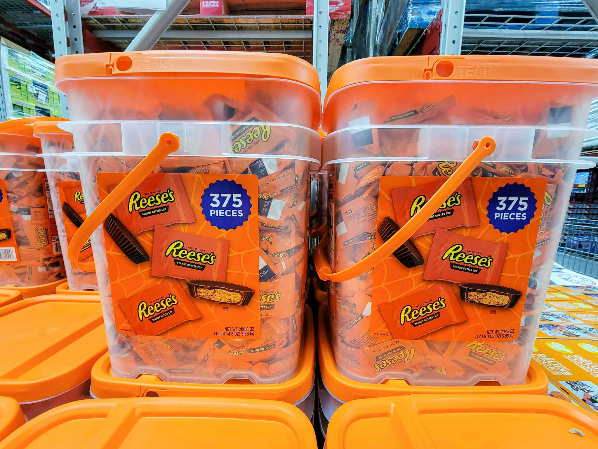 buckets of 375 reeses