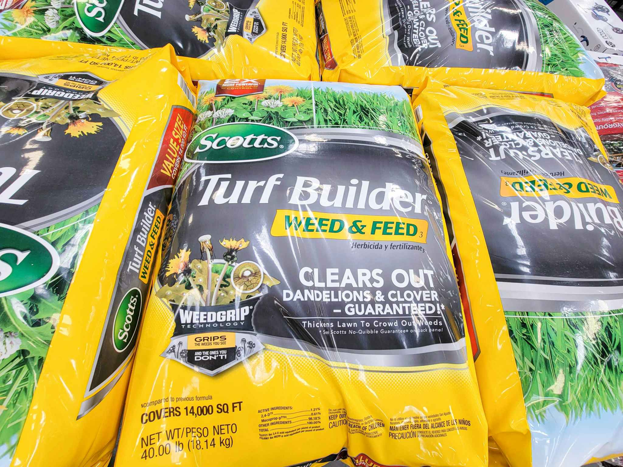 40 pound bags of scott's turf builder weed & feed