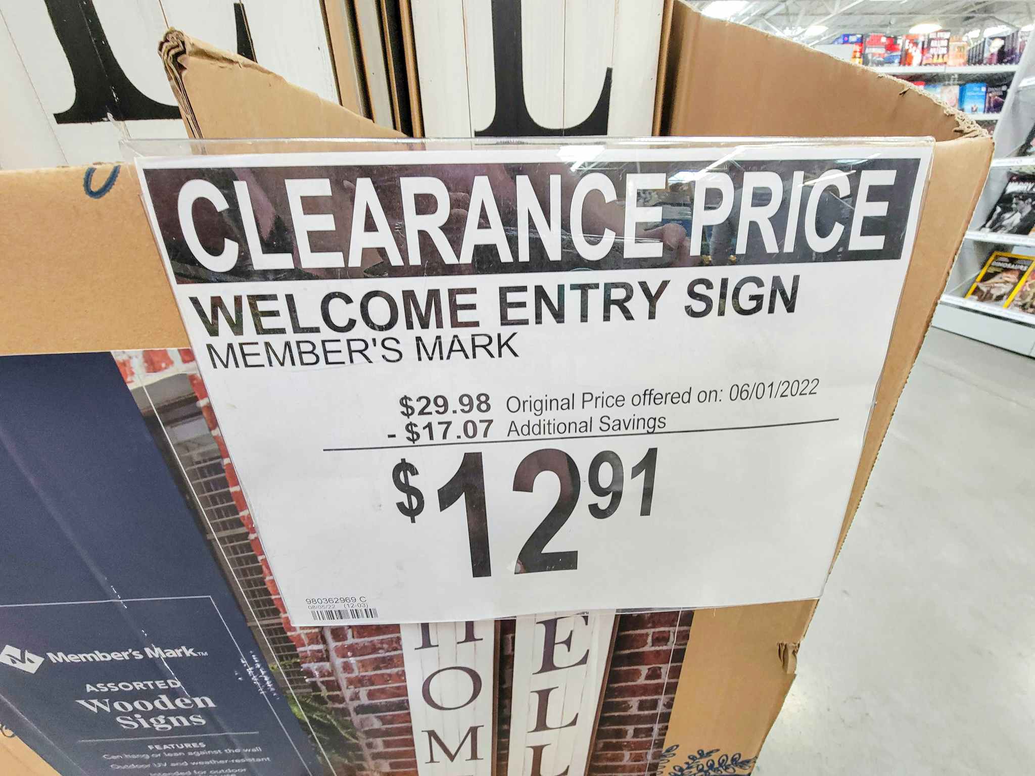 clearance sign for welcome entry signs