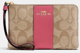shop-premium-outlets-coach-wristlet-2022-1