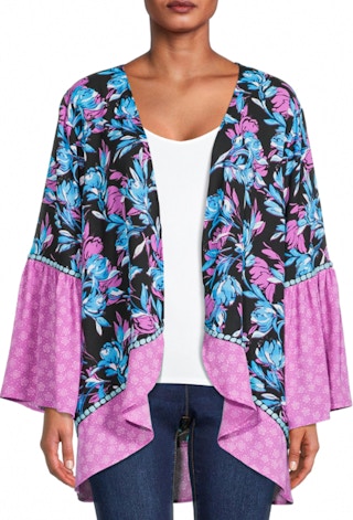 walmart pioneer woman flounce sleeve black flower topper 2022 1660305558 1660305559