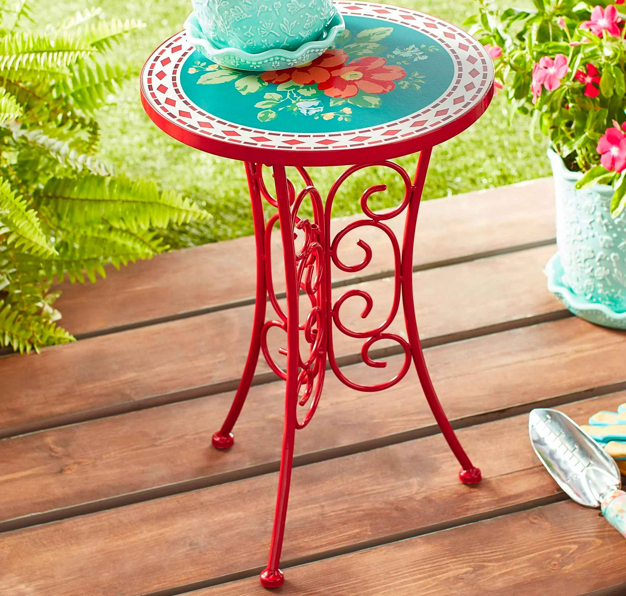 the pioneer woman plant table