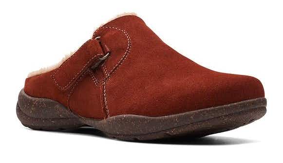 Zulily-Clarks-Red-Clog-Aug-2022