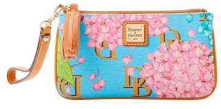 zulily-dooney-bourke-wristlet-2022-4