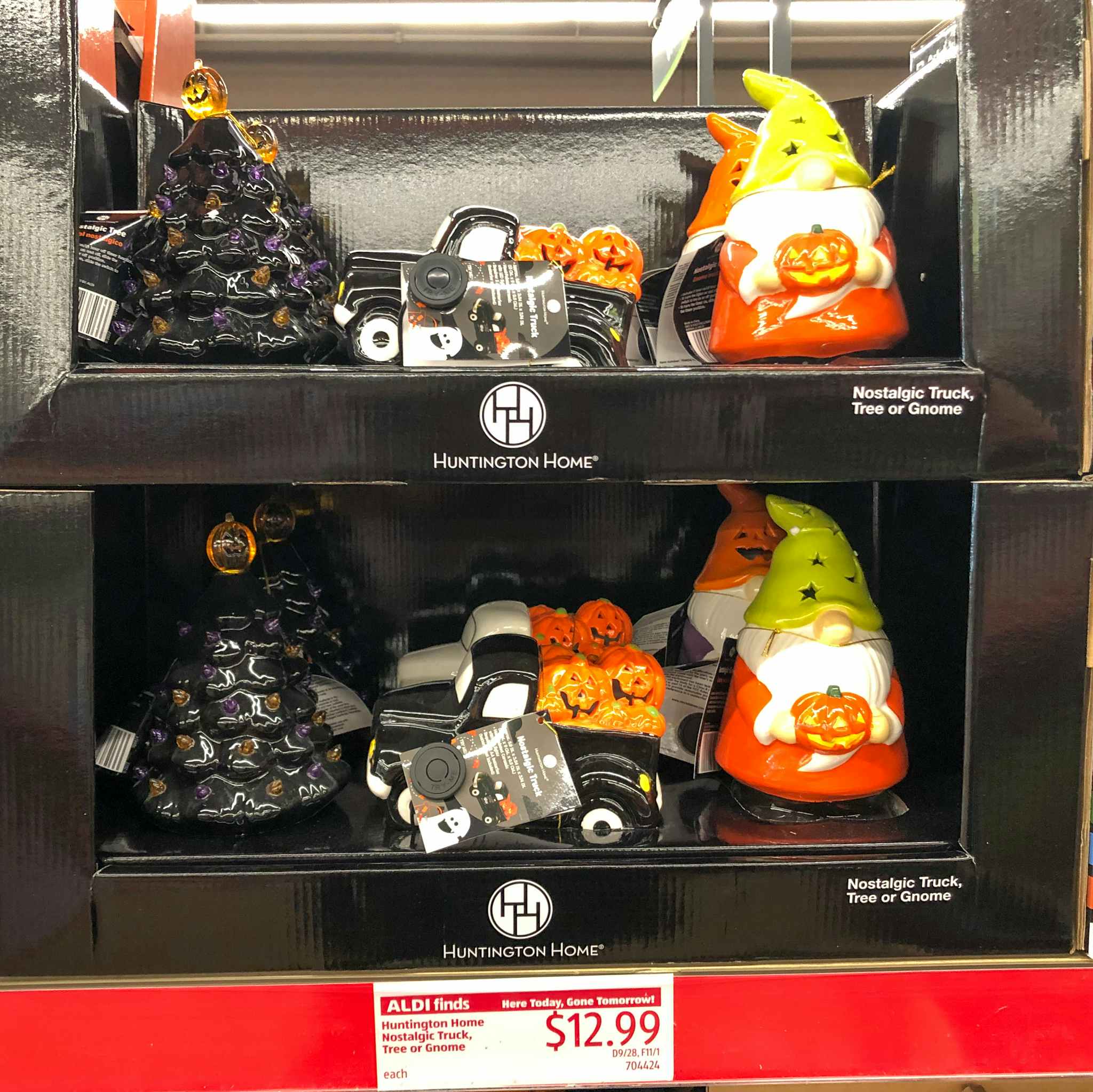 halloween decor at aldi