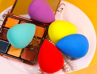 beakey beauty blender makeup sponge amazon screenshot 1664218060 1664218061 750x579