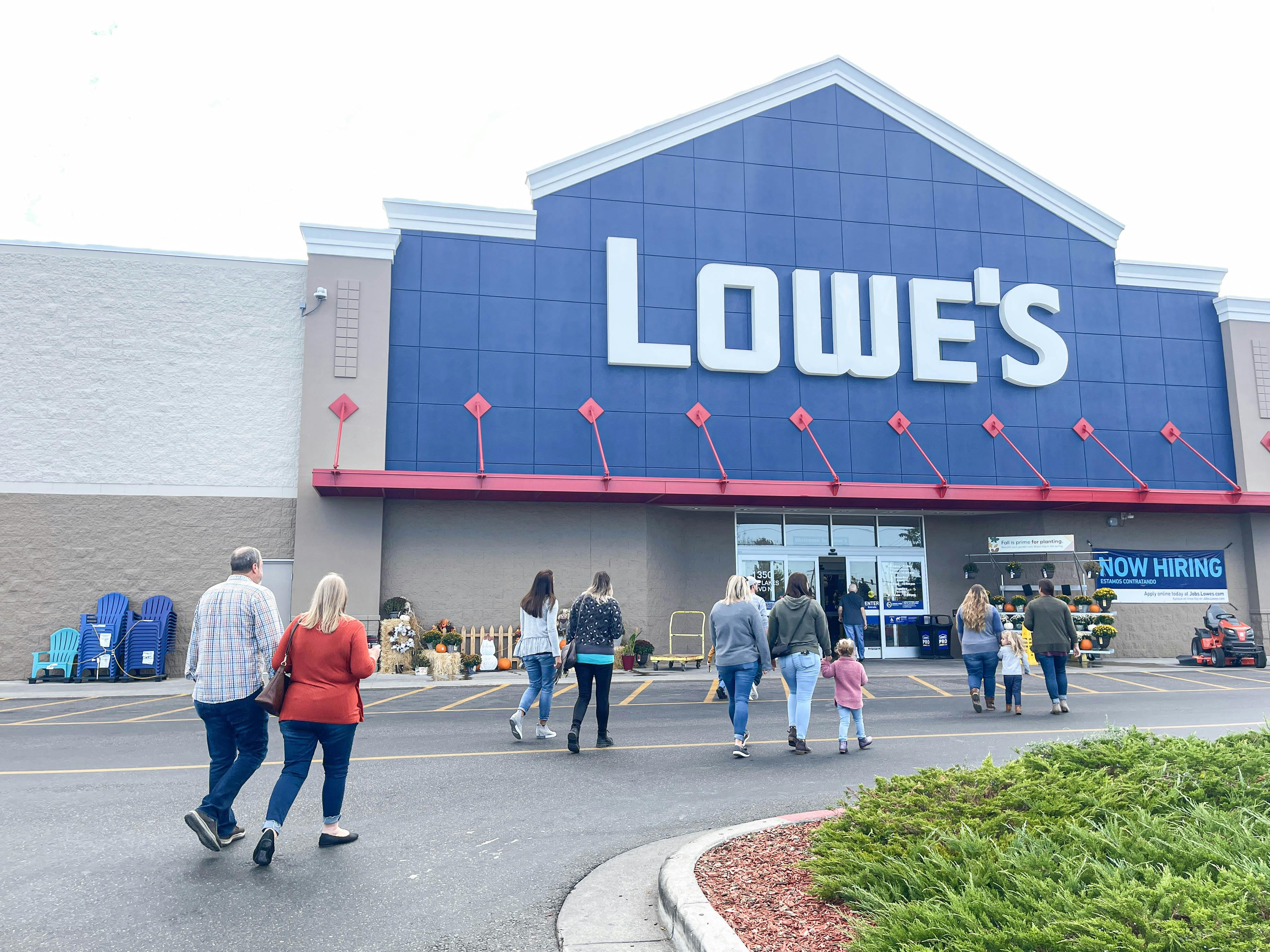 Join the Free Lowe's Bucket Ball Challenge Event on March 11