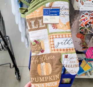 fall oven mitt