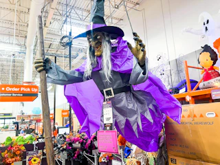 home depot animated 12 foot witch c 2022 1664291469 1664291469