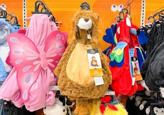 hyde and eek costume 2022 4 1663352697 1663352698