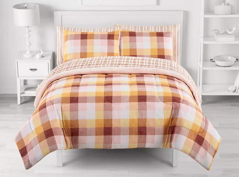 The Big One Esme Plaid Plush Reversible Comforter Set With Sheets