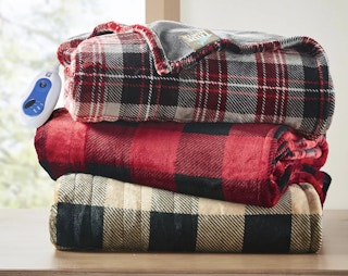 True North by Sleep Philosophy Buffalo Check Oversized Plush Heated Throw