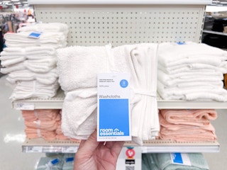 hand holding a room essentials washcloth set at target