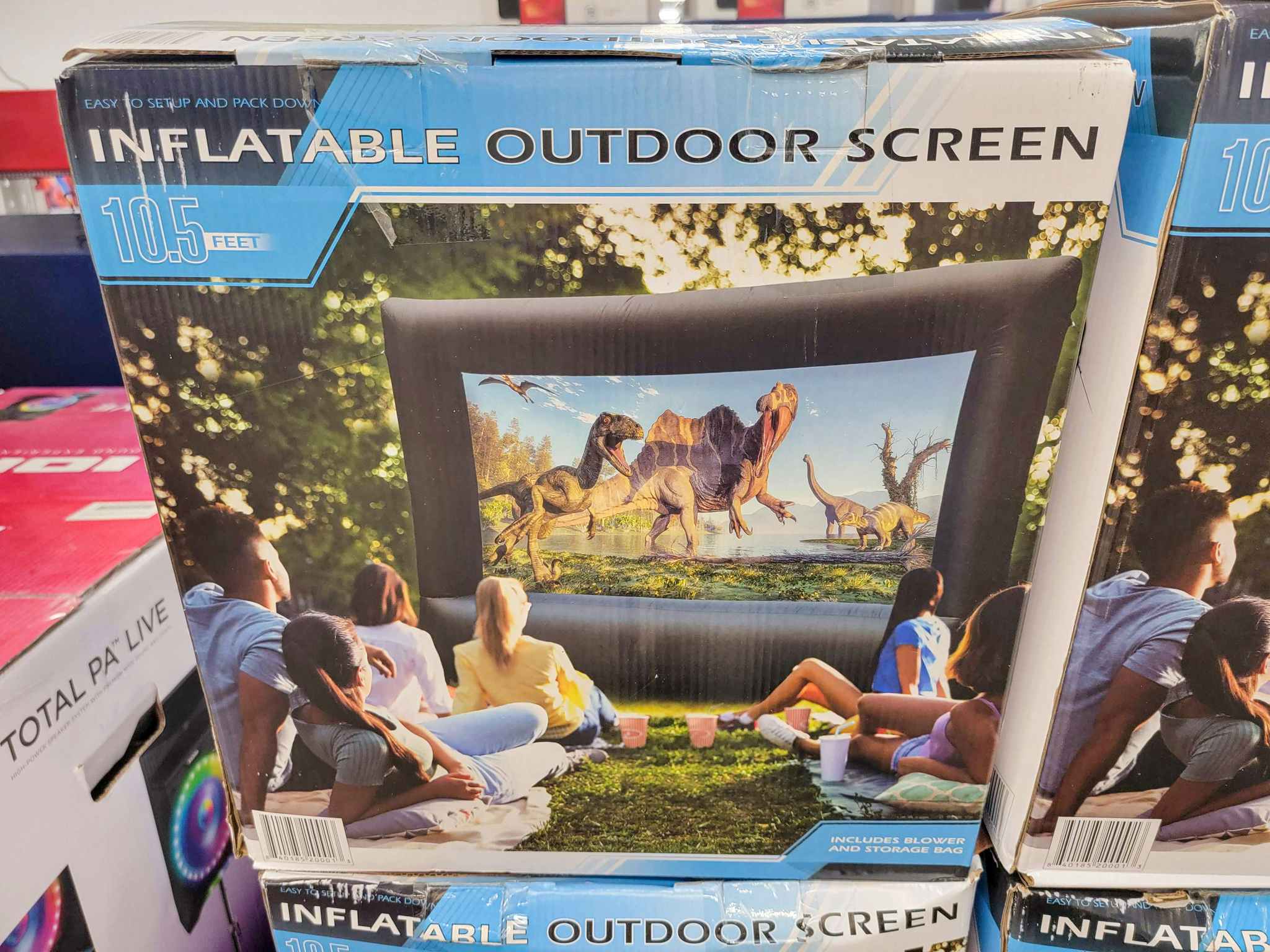 inflatable outdoor movie screen