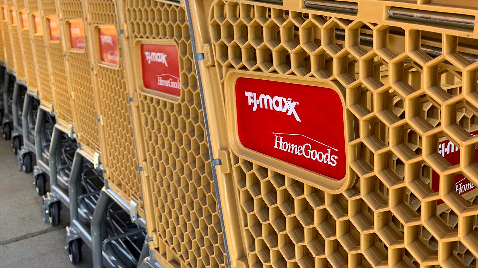 tj maxx and homegoods shopping carts