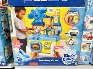 Blues Clues kitchen toy on shelf