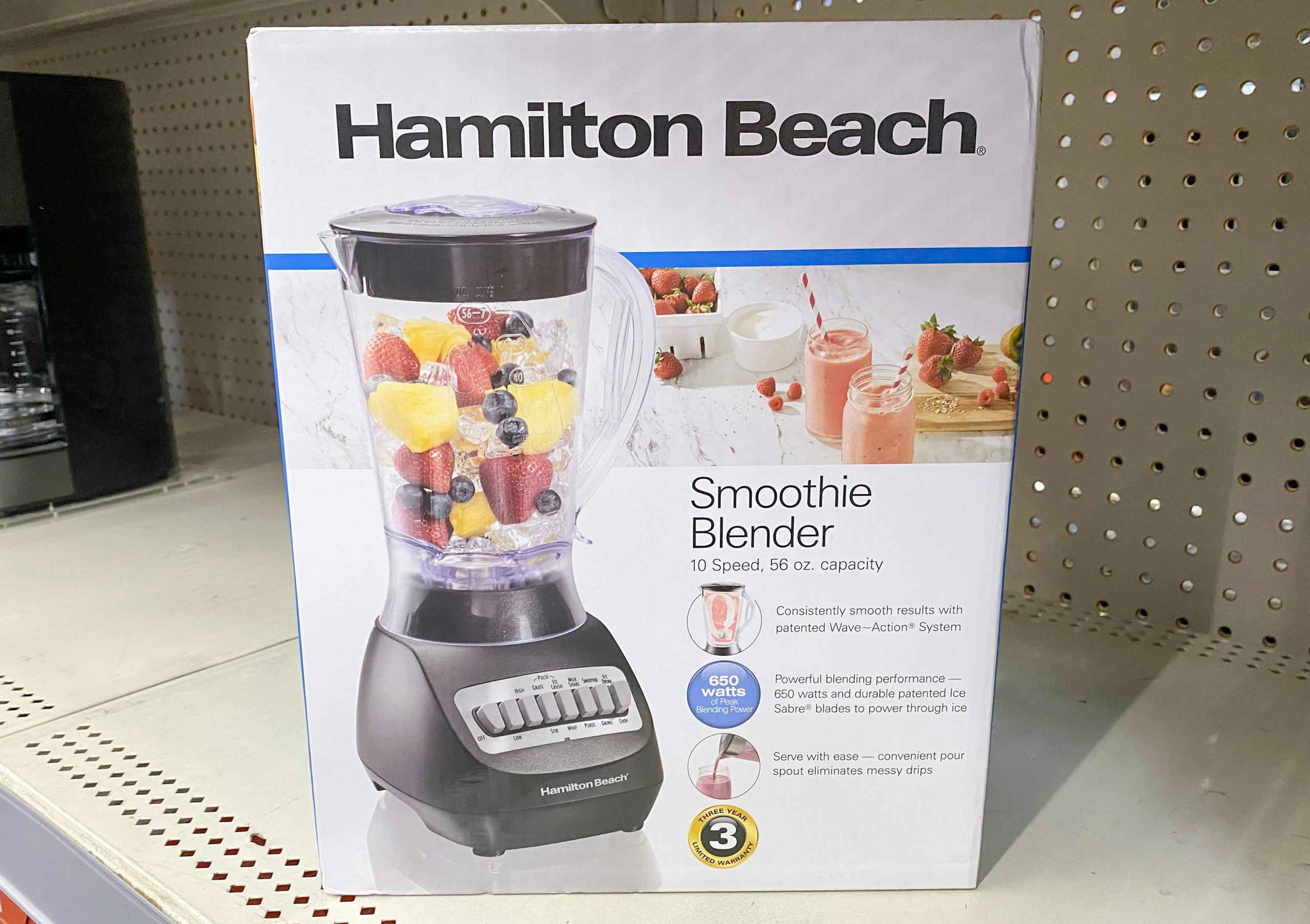 Hamilton Beach blender on Walmart shelf