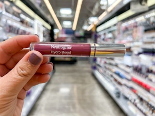 walmart neutrogena lip gloss 2022 1663509208 1663509208 scaled