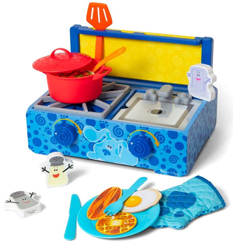 zulily-melissa-doug-toy-kitchen-2022-1