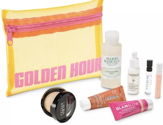 a 7-piece beauty set