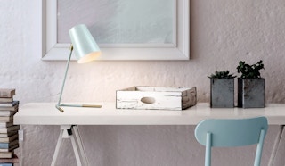 desk lamp