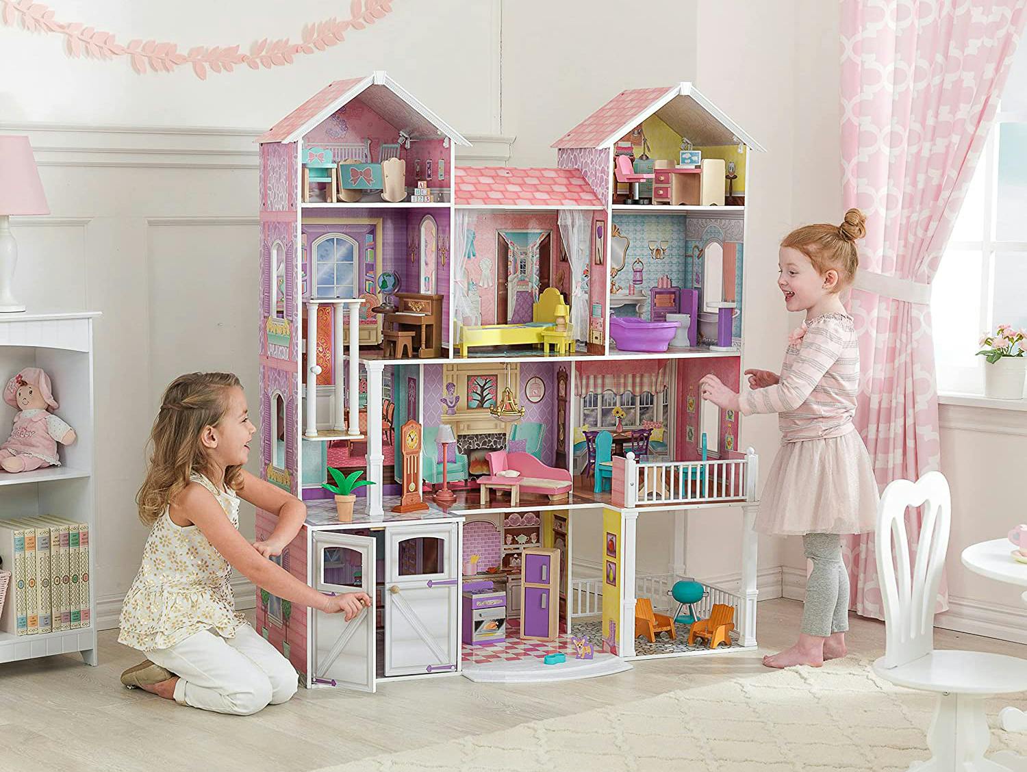 Coolest cheap doll houses